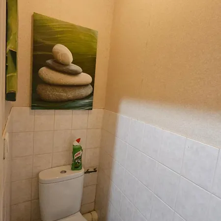 Entier, 2 Chambres, 7 Couchages, Equipe * La Forest-Landerneau